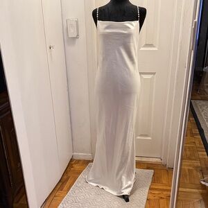 Elegant sexy maxi White Satin Dress with pearls